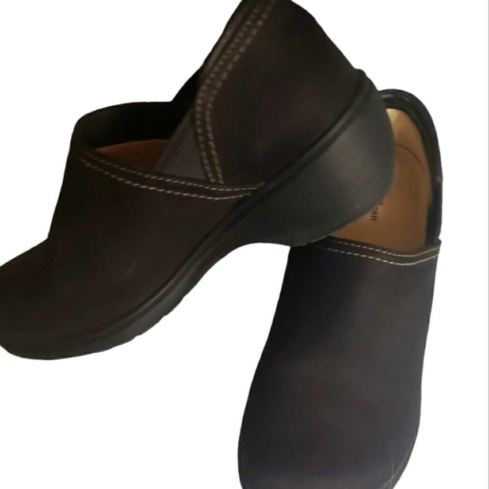 LL Bean Women's Nubuk Clog Shoes RN